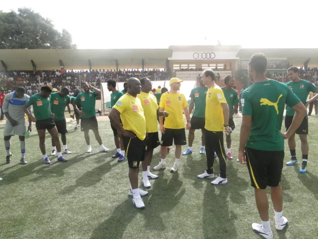 Les Lions Indomptables en 4-3-3 ?