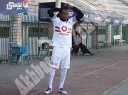 Enam passeur, Mido buteur