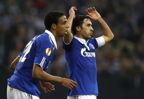 Matip et Schalke passent, Olympiakos de Makoun cale