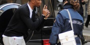 Tous les moyens et voies de droit