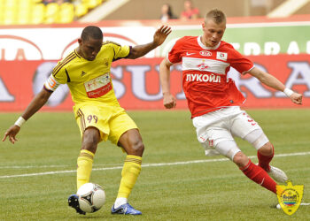 Eto&rsquo;o marque, Anzhi gagne!