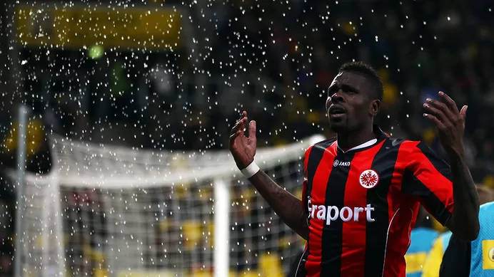 Idrissou envoie Francfort en Bundesliga