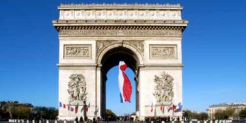 Camarilla de comploteurs à Paris