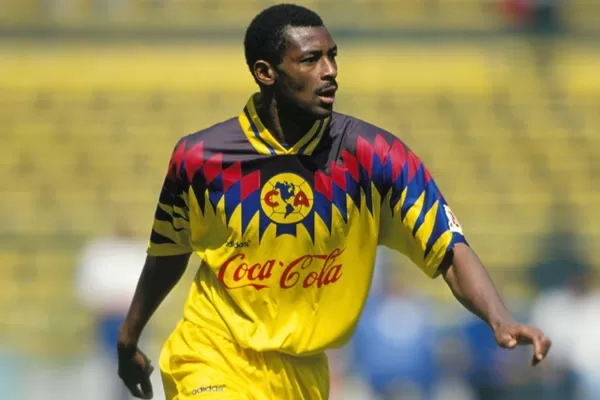 Omam Biyik était le protégé