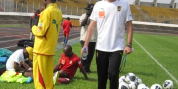 Lavagne : « Roger Milla aurait aimé que je parte, mais c&rsquo;est lui qui a été viré »