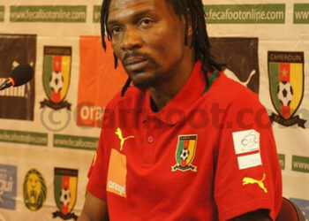 Song : « Qu’on laisse Lavagne travailler »