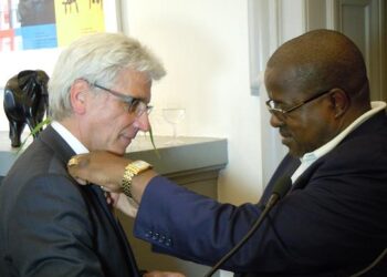 Emmanuel Wonyu dit merci à la ville de Kassel