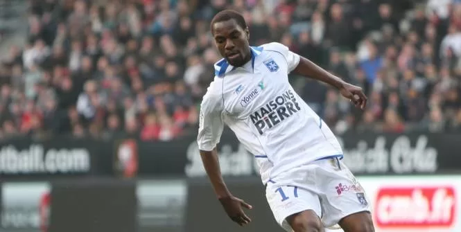 Mandjeck se cherche encore un club