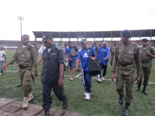Douala: Les arbitres menacés par les supporters