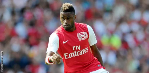 Alex Song en vidéo
