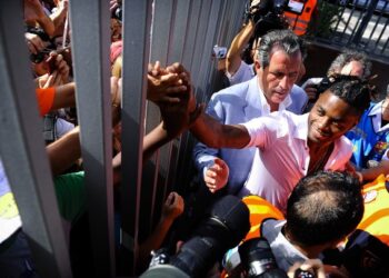 Vidéo: Alex Song ce matin