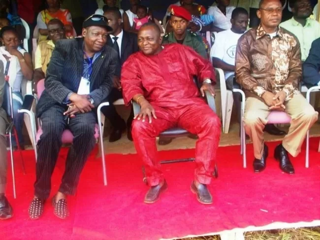 Le promoteur Nyassa Soleil et le gouverneur Okalia Bilaï Bernard