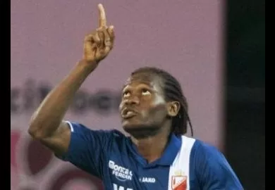 RAEC Mons: Doublé de Nong