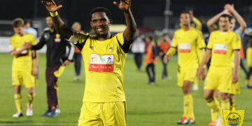 Anzhi et Eto&rsquo;o à deux points du leader