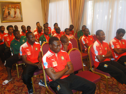 Dans la tanière, avec JP Akono