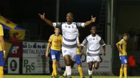 Louvain: doublé de Pouga