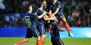 Buteur, Ekwalla envoie Buriram en demi-finale