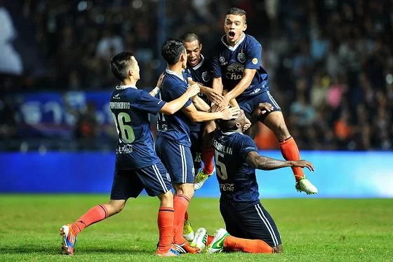 Buteur, Ekwalla envoie Buriram en demi-finale