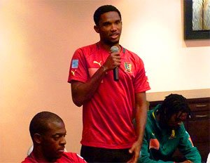 Eto’o – Song : Les anciens scellent la paix