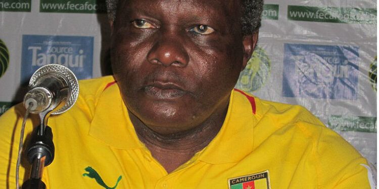 Lions: Akono face à la presse