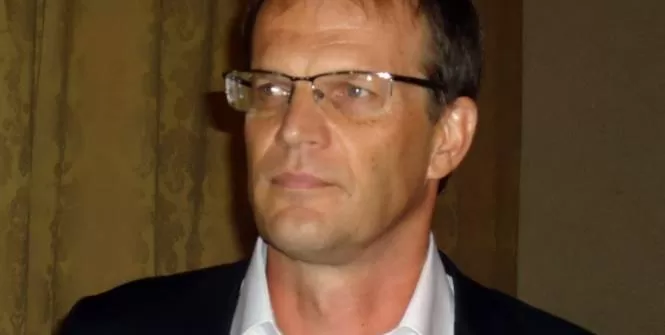 Lavagne vide son sac