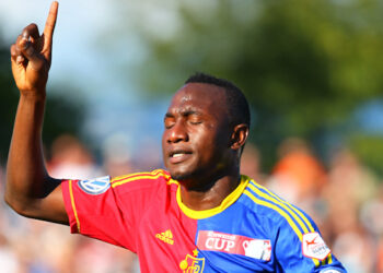 Zoua a grandi entre Frei et Streller