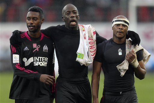 L1 : Nkoulou en haut, Bedimo descend, Makoun et Kana-Biyik sourient