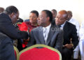 Mbarga Mboa, saluant Pierre Ismaël Bidoung Kpwatt