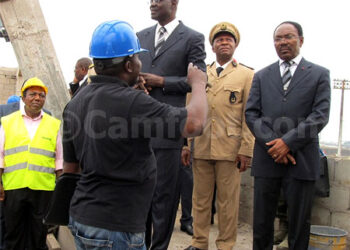 Gymnase de Douala : Adoum interrompt les travaux déjà interrompus