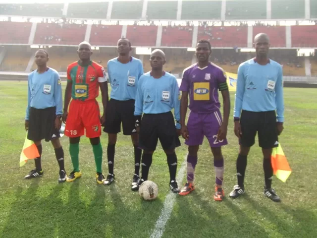 E1: Canon revient de loin