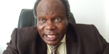 Akono revoit sa liste