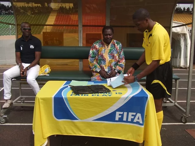 Lfpc: Pour le professionnalisme, repassez !