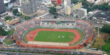 La Chronique de Léon Gwod: Vu des bords de la Lagune Ébrié…