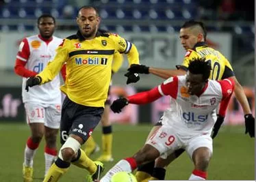 Moukandjo sort Nancy de la brume