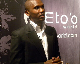 Eto&rsquo;o parrain de l’European Football Poker Tour