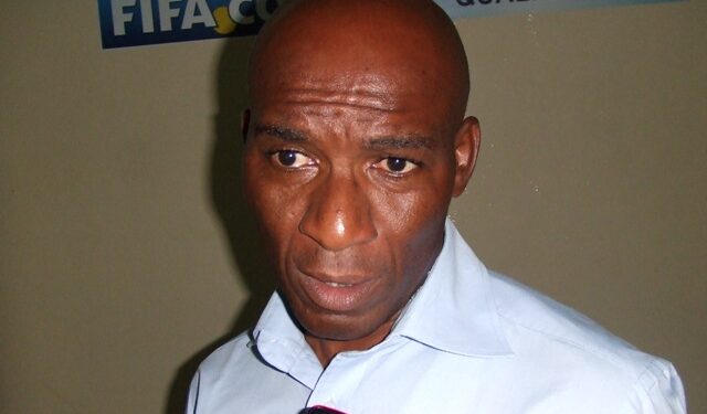 Qui est finalement coach du Canon ?