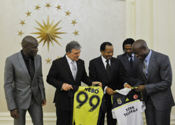 Paul Biya, la Turquie et les footballeurs