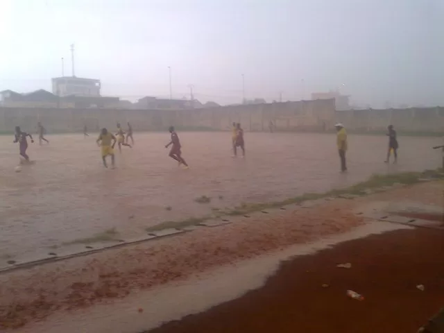 Dragon – National dans un bourbier