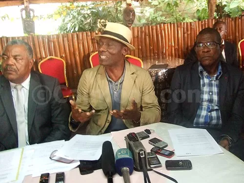 JA Bell: Cette lettre-là ne nous ébranle pas