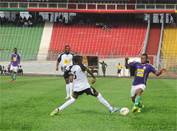 E1 : Tonnerre foudroie Fovu