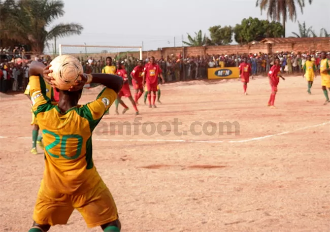 E1: Panthère veut surprendre Canon