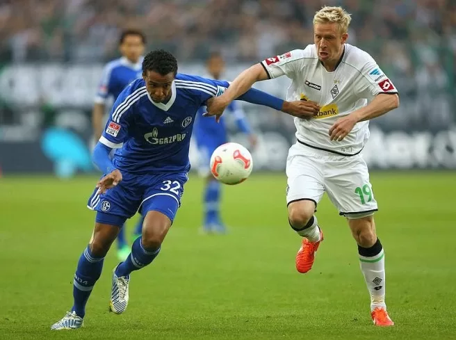 Bundesliga: Schalke, solide quatrième