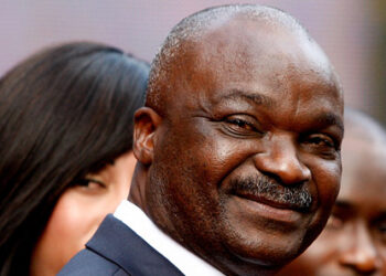 Roger Milla ne veut pas d&rsquo;un étranger