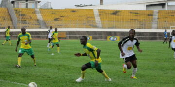 Tonnerre freine Astres