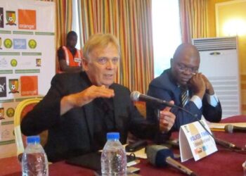 Volker Finke espère Eto’o pour le deuxième match