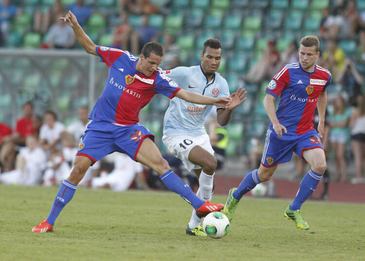 Choupo-Moting: Trois buts contre le FC Bâle