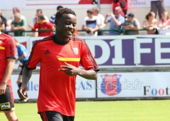 Premier but et gros match de Salli Edgar