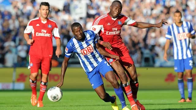 Allemagne: Hambourg et Schalke inquiètent