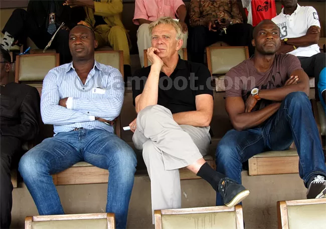 Canon – Coton: Sous le regard de Volker Finke