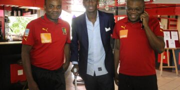 Lions indomptables: Mbia en visite dans la tanière